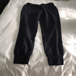 Lululemon black joggers - size 6